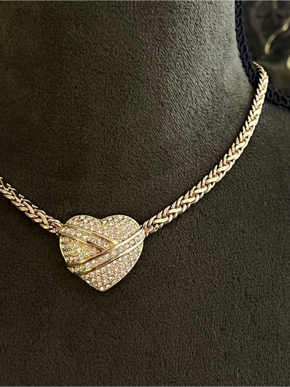 Authentic Vintage Dior Wrapped Heart Ribbon Rhinestone Pavé Gold Chain Necklace